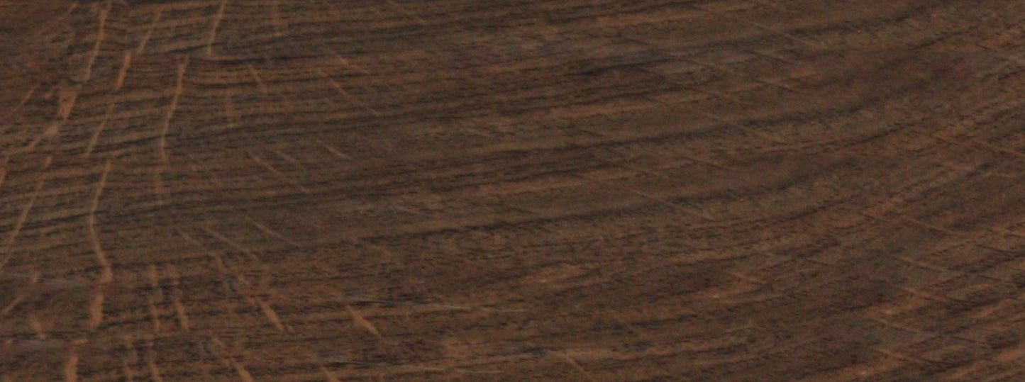 Colour swatch of the Vilo Esquero skirting board 612. 