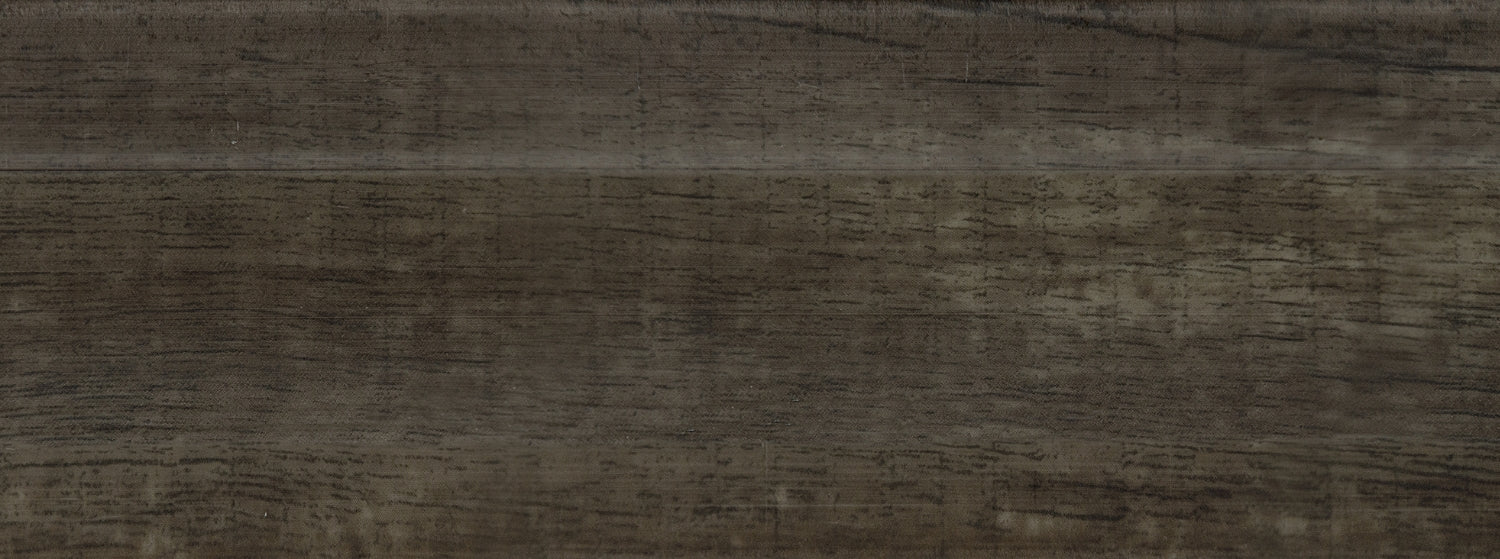 Colour swatch of the Vilo Esquero skirting board 624. 