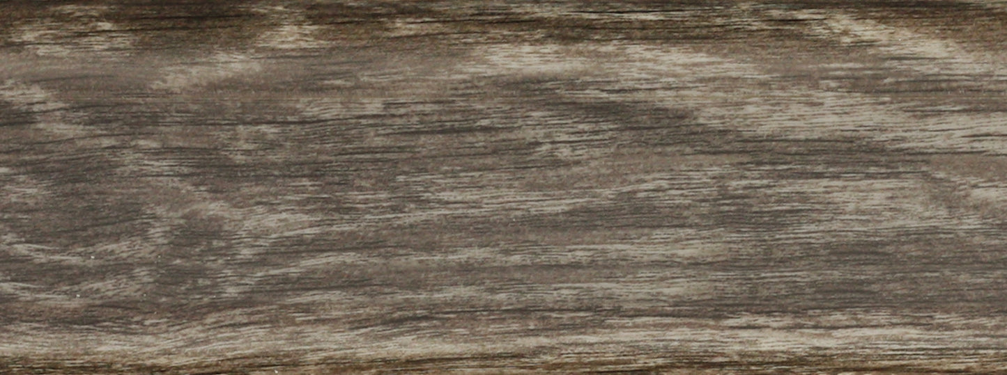 Colour swatch of the Vilo Magnum skirting board 810. 