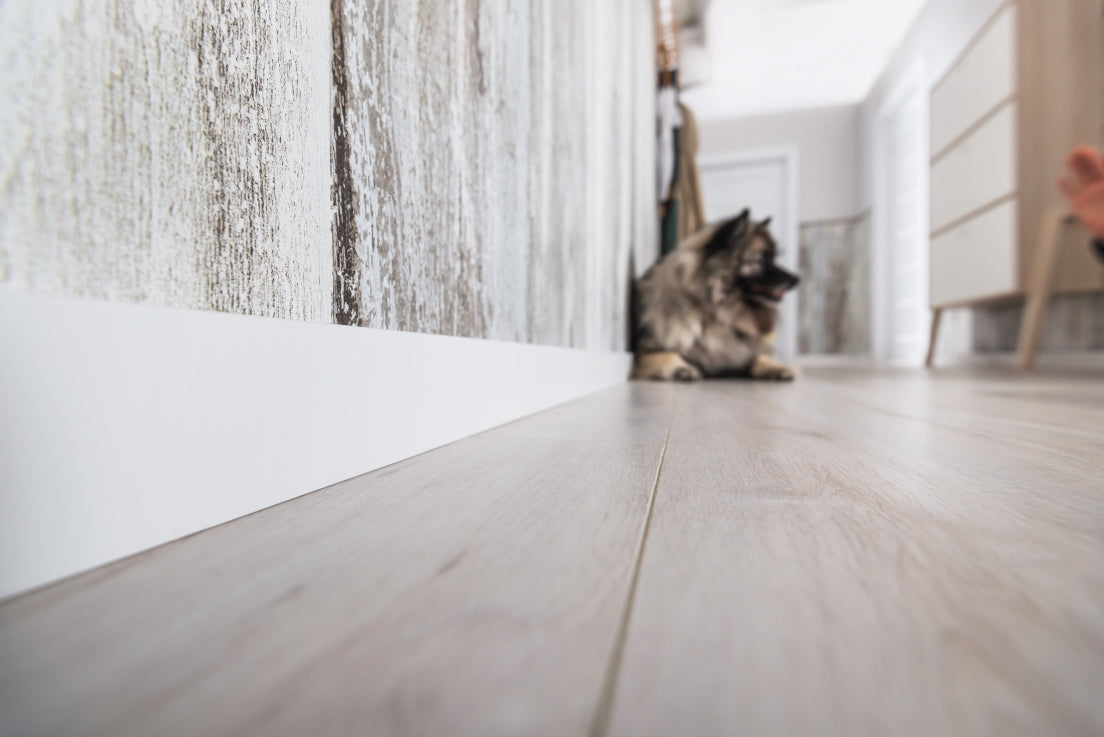 A lifestyle image of the Vox Evera skirting board  EV101 in colour white.