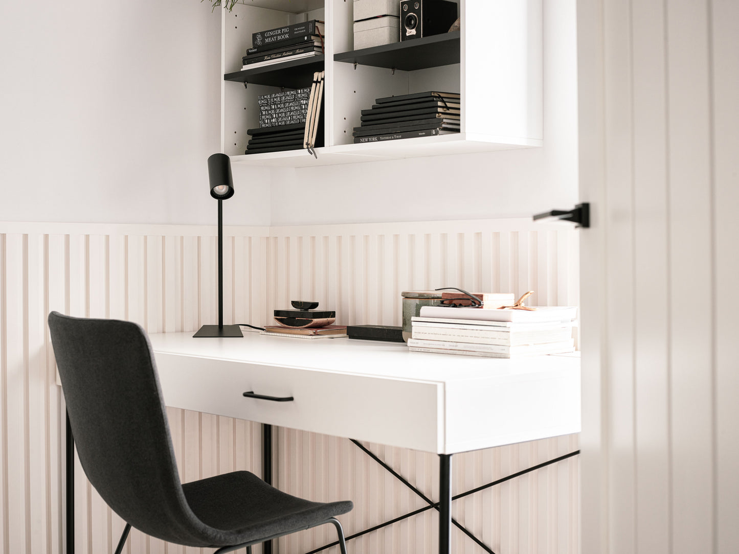 Vilo Linerio L-Line White Panel